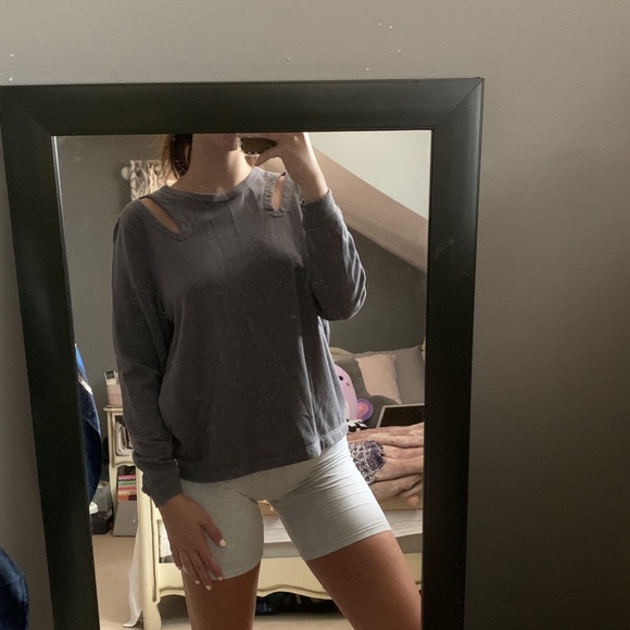 Joy Lab yoga/workout top - Picture 2 of 3